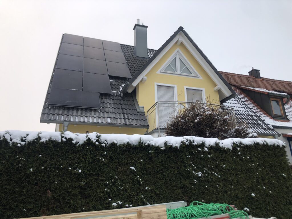 Vary Solar Panels on Roof